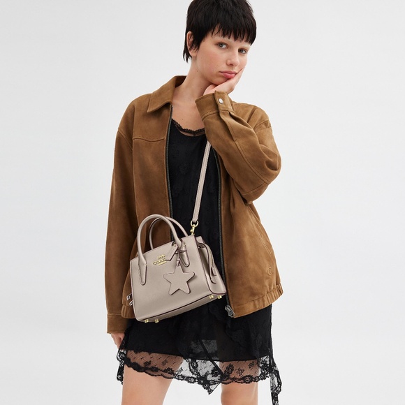 Andrea Carryall Bag - Picture 1 of 3